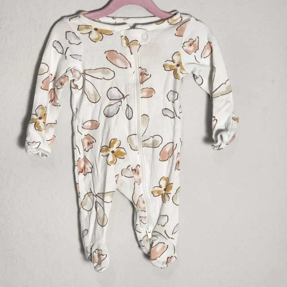 Carter's Child of Mine Newborn 0M Baby Girl Sleeper Lot of 5 Zip Footed Pajamas